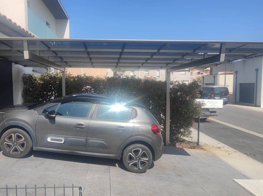 comment protéger sa voiture en été ? Abris France Carport